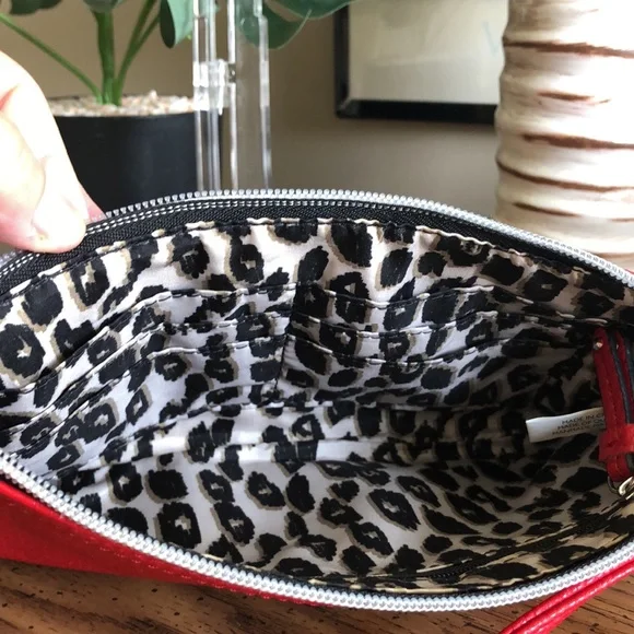 VIBRANT Lipstick Red Large Wristlet - Picture 12 of 14